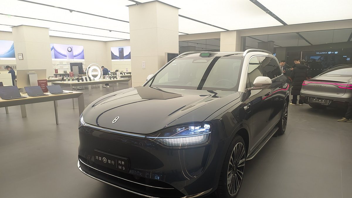Aito M9 EREV — SUV (EREV)