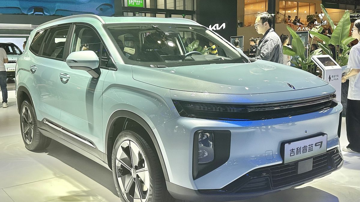 Livan 9 — SUV (BEV)