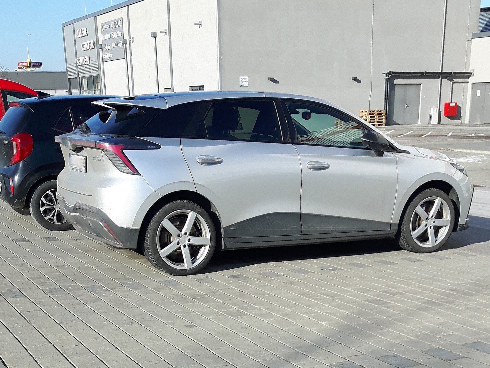 MG 4 — Hatchback (BEV)
